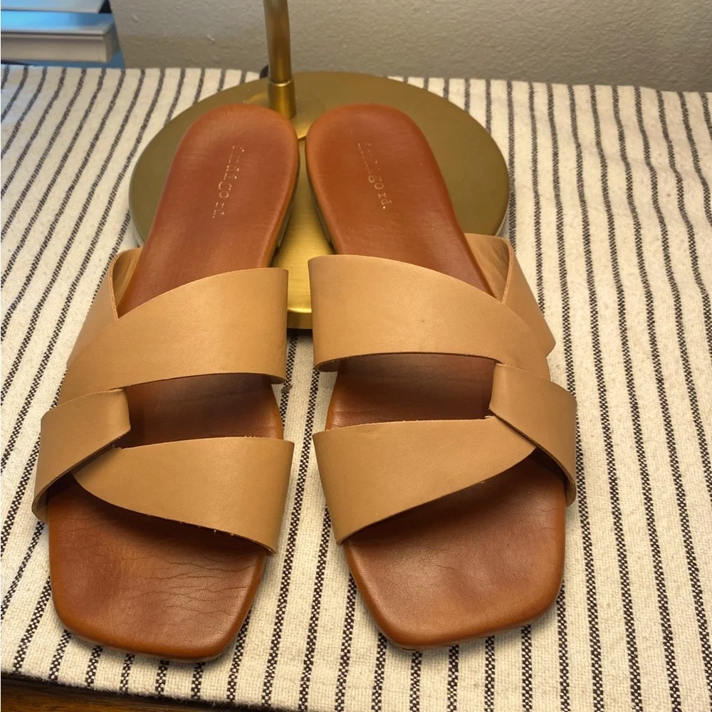 Indigo Rd. Fletcher Crossband Slide Sandals Size 10